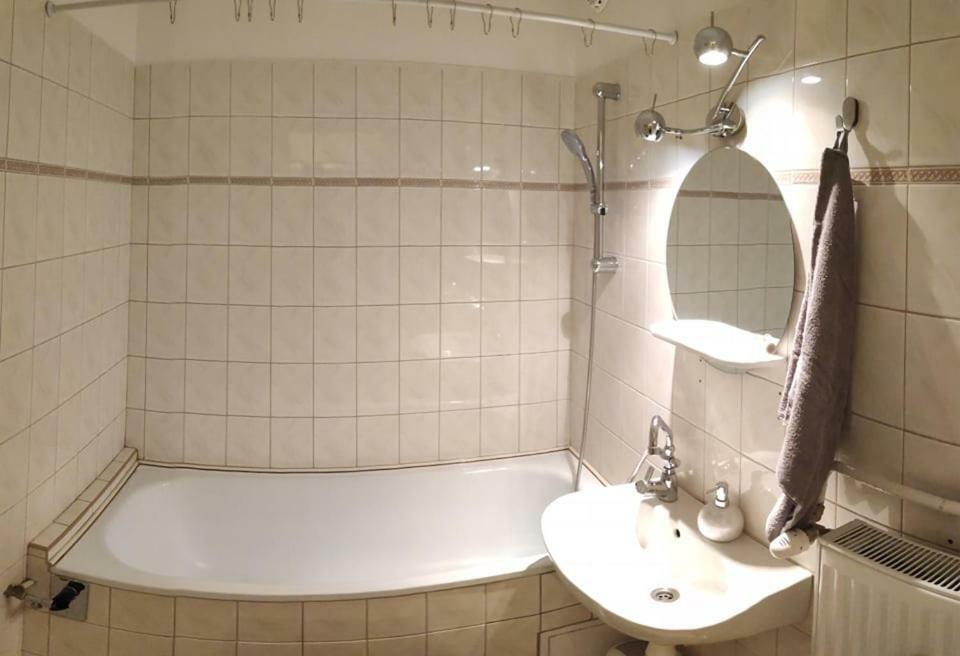 Szekszárd Koelcsey Apartman 아파트 외부 사진